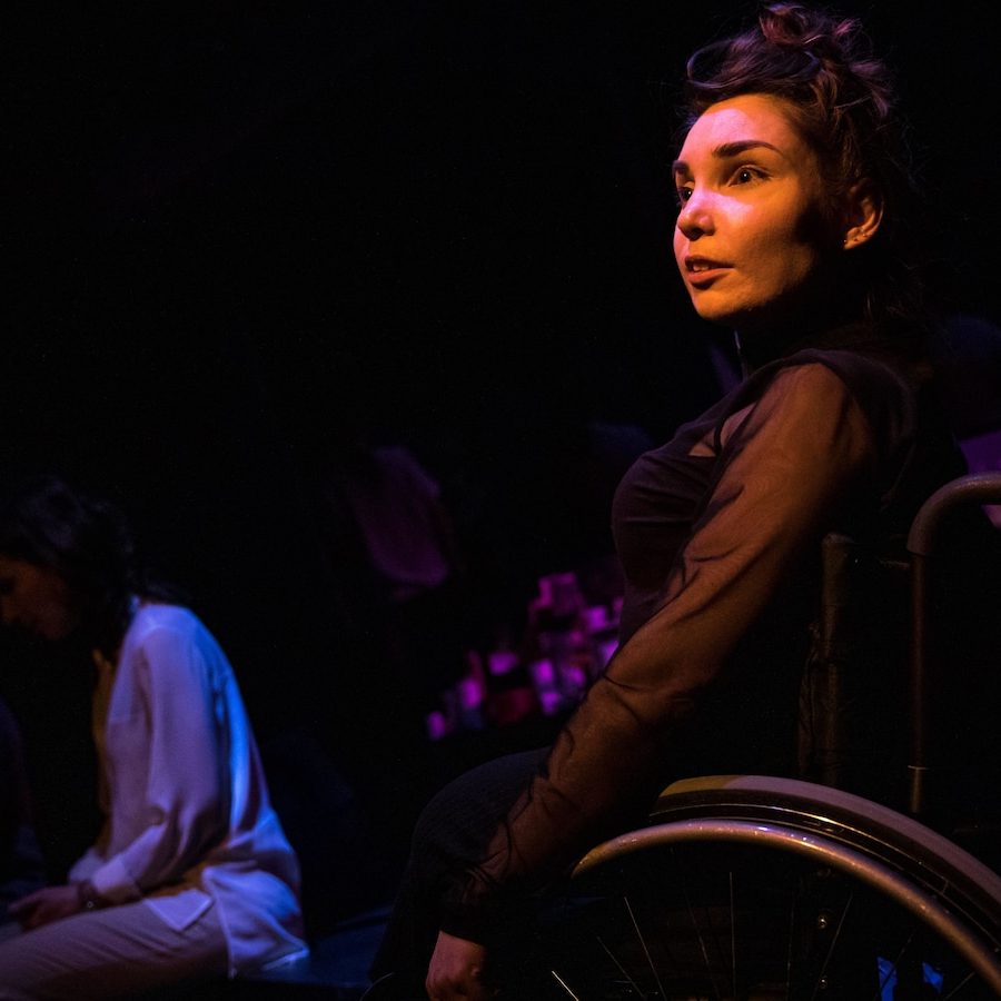 Vidéo et projections pièce GUÉRILLA DE L&rsquo;ORDINAIRE